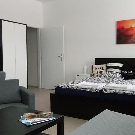 Mari Kiri Penzion Bratislava Eksteriør bilde